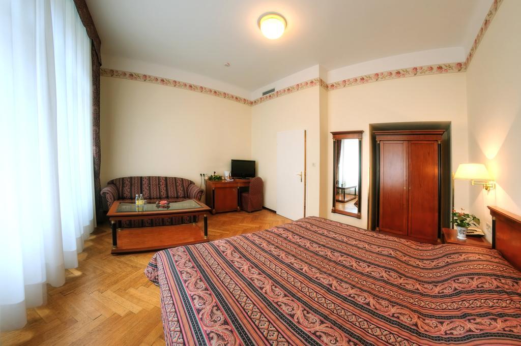 Carlton Opera Hotell Wien Eksteriør bilde