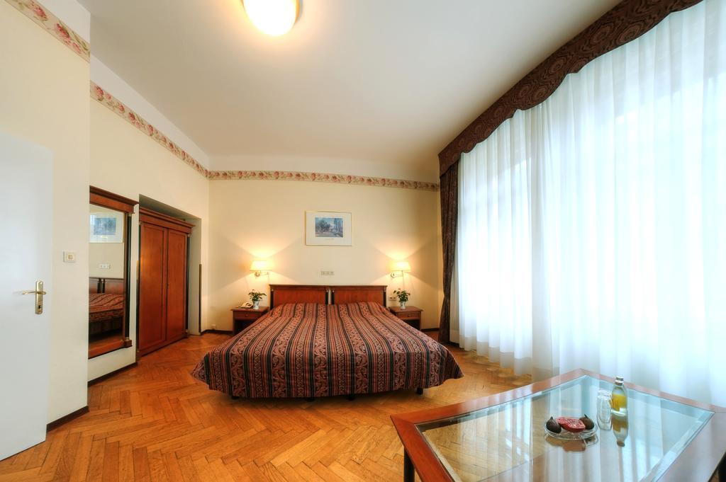 Carlton Opera Hotell Wien Eksteriør bilde
