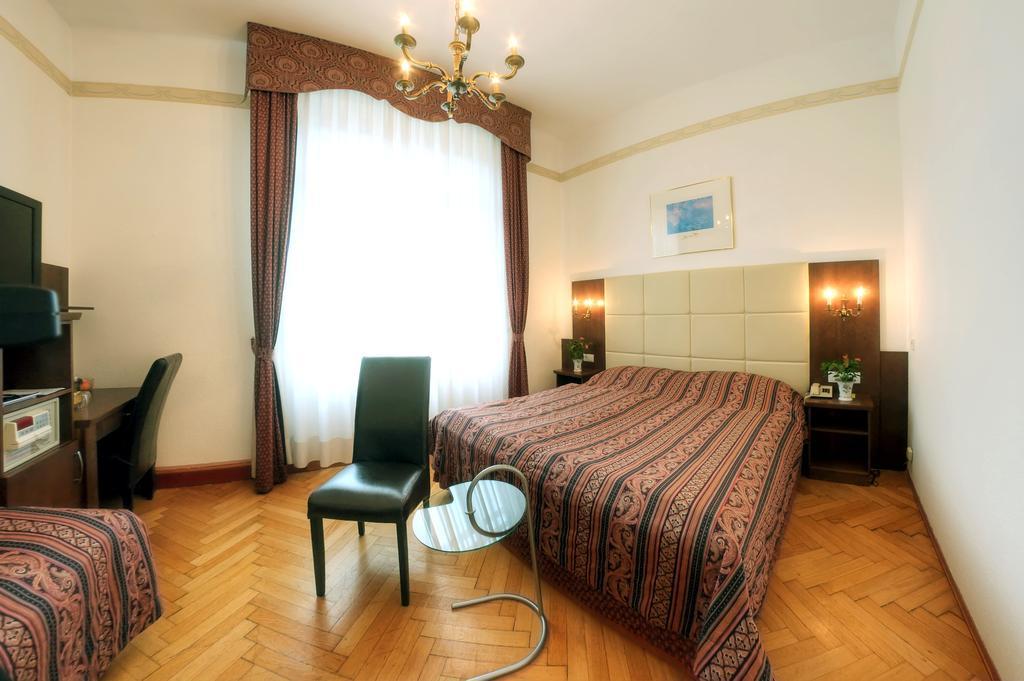 Carlton Opera Hotell Wien Eksteriør bilde