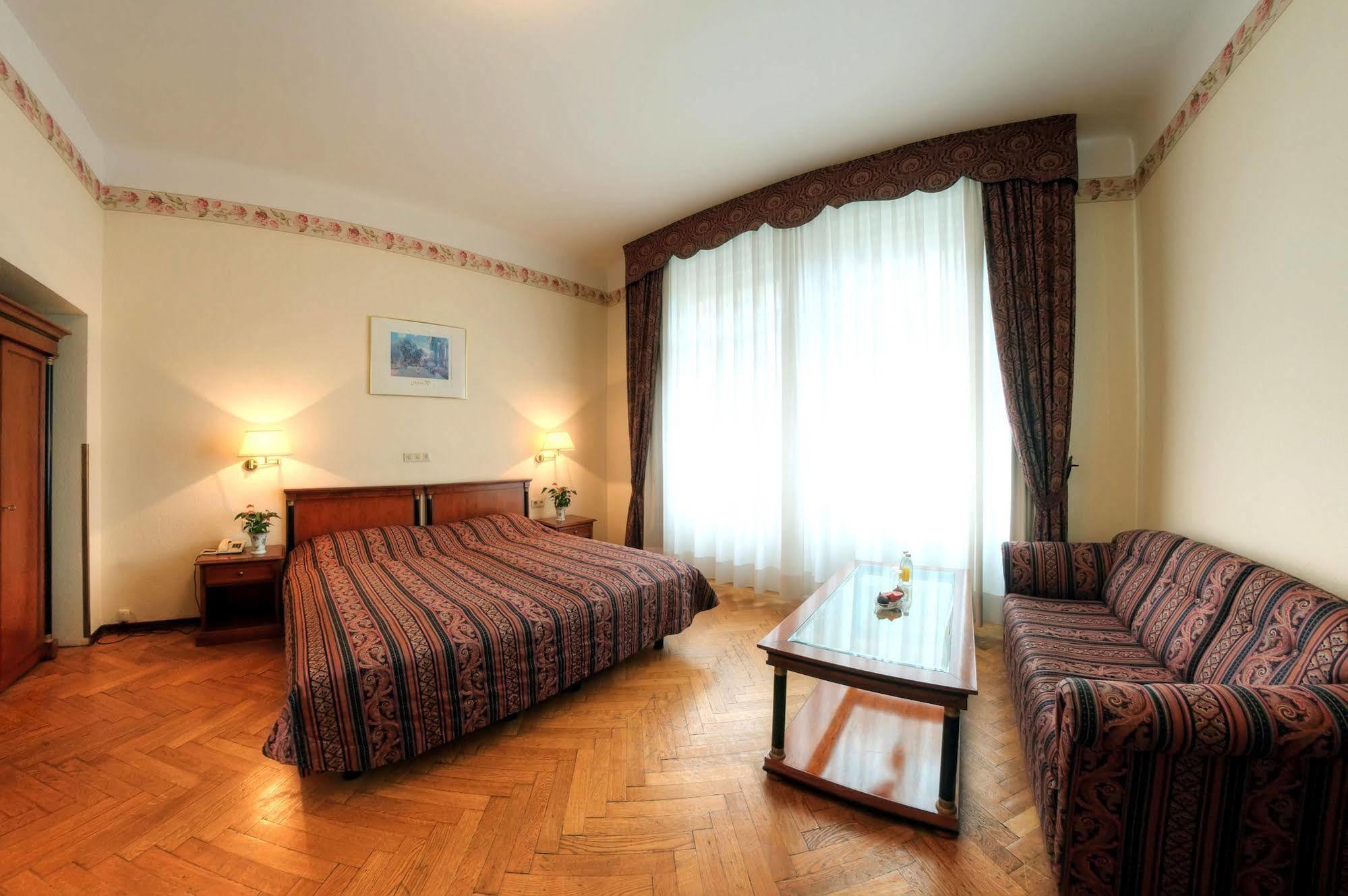 Carlton Opera Hotell Wien Eksteriør bilde